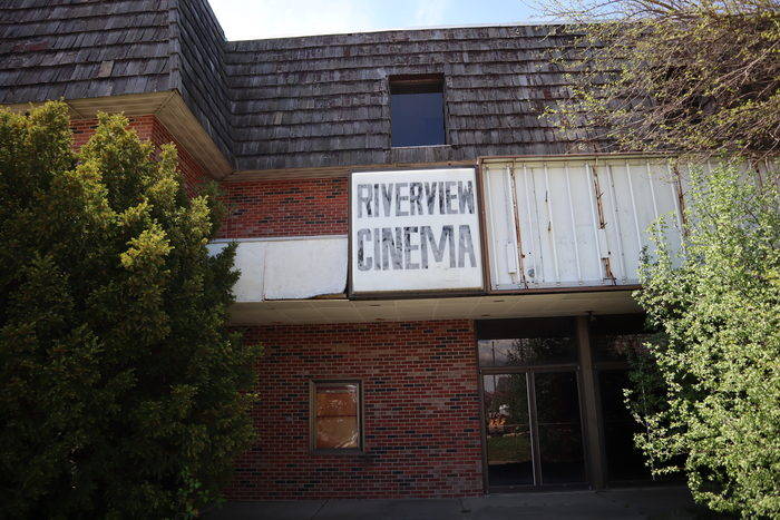 Riverview Cinema - MAY 14 2022 (newer photo)